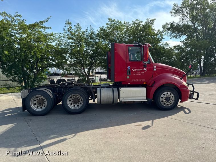 image for item FB5747 2015 International Prostar 122 semi truck