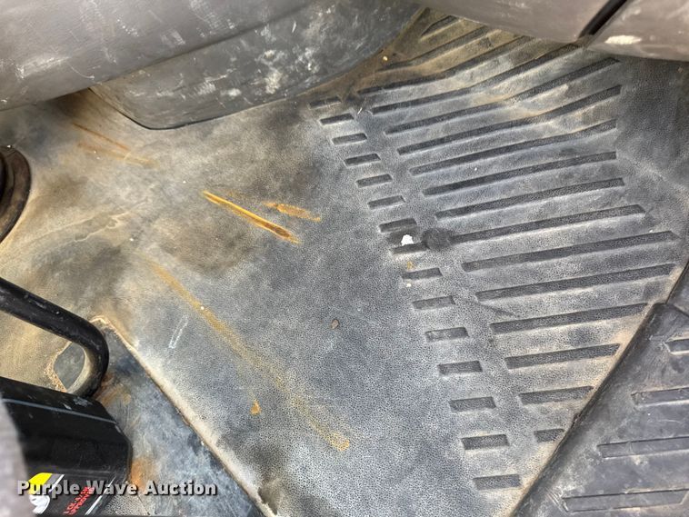 image for item FB5747 2015 International Prostar 122 semi truck