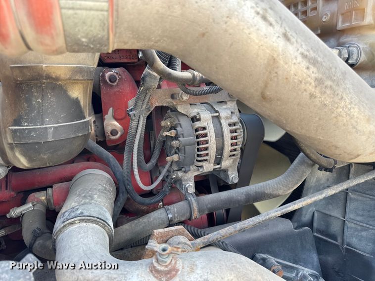 image for item FB5747 2015 International Prostar 122 semi truck