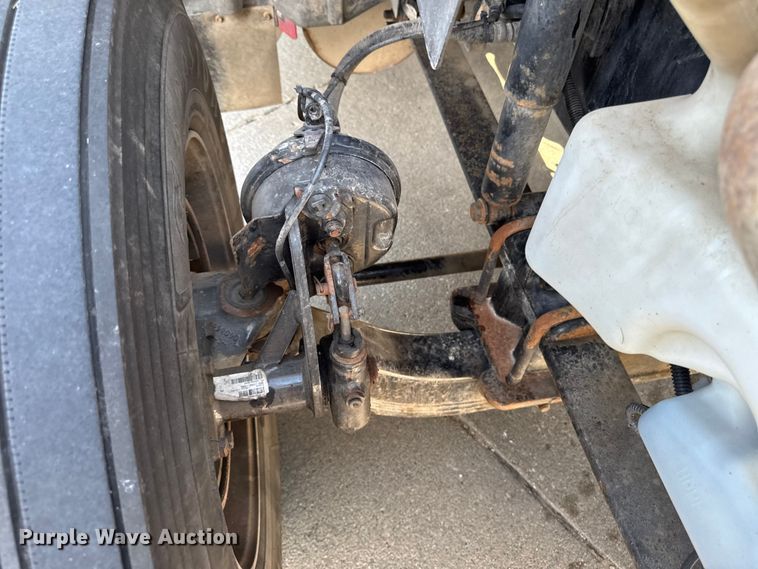 image for item FB5747 2015 International Prostar 122 semi truck