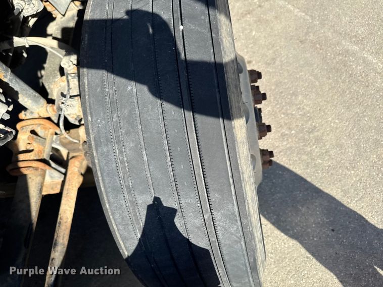 image for item FB5747 2015 International Prostar 122 semi truck