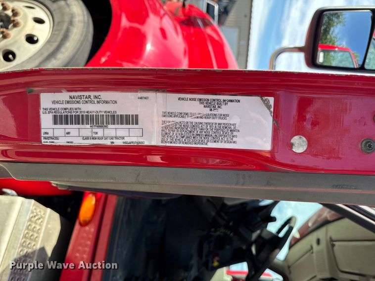 image for item FB5747 2015 International Prostar 122 semi truck