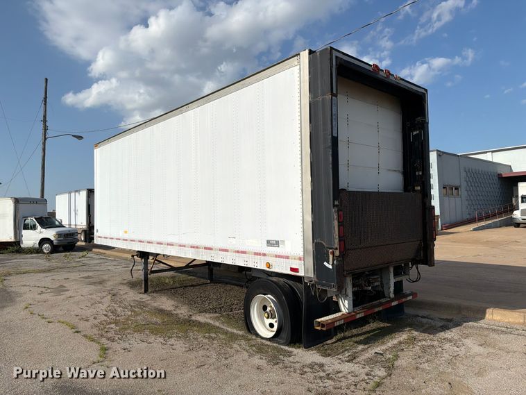 image for item FC0982 1999 Trailmobile dry van trailer