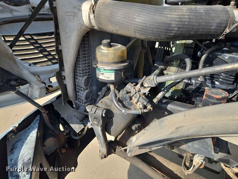 image for item FC0984 2003 Freightliner Columbia semi truck