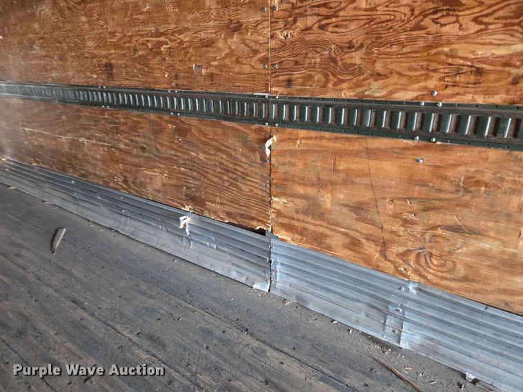 image for item FC0985 1998 Utility Trailer VS2DC dry van trailer