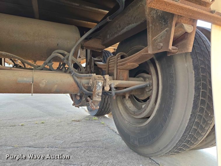 image for item FC0985 1998 Utility Trailer VS2DC dry van trailer