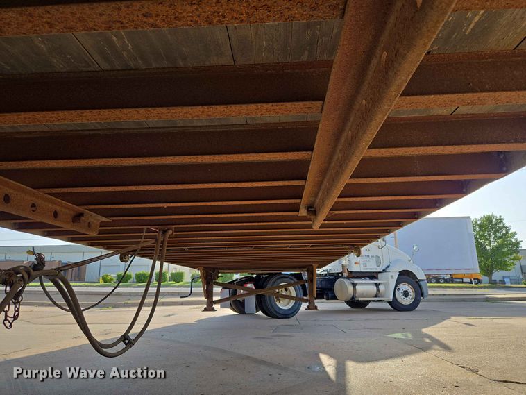 image for item FC0985 1998 Utility Trailer VS2DC dry van trailer