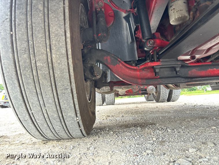 image for item FC1823 2016 Volvo VNL semi truck