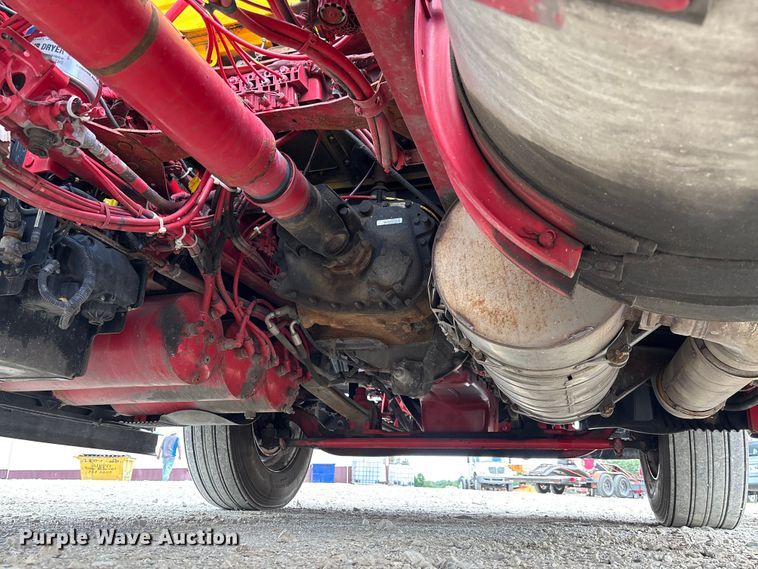 image for item FC1823 2016 Volvo VNL semi truck