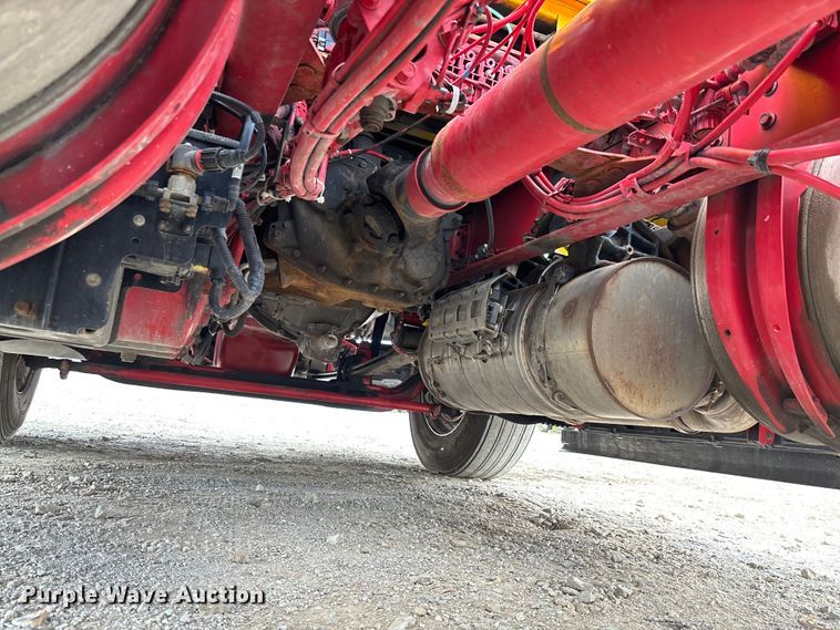 image for item FC1823 2016 Volvo VNL semi truck