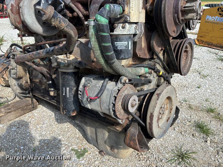 image for item FC1898 Cummins NTC-350 engine