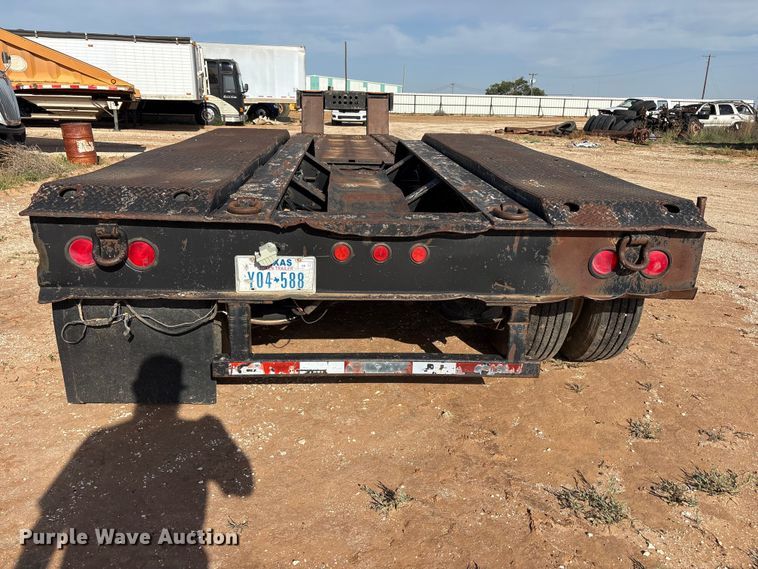 image for item FC2471 2000 Fontaine Specialized Inc 503MFD lowboy equipment trailer