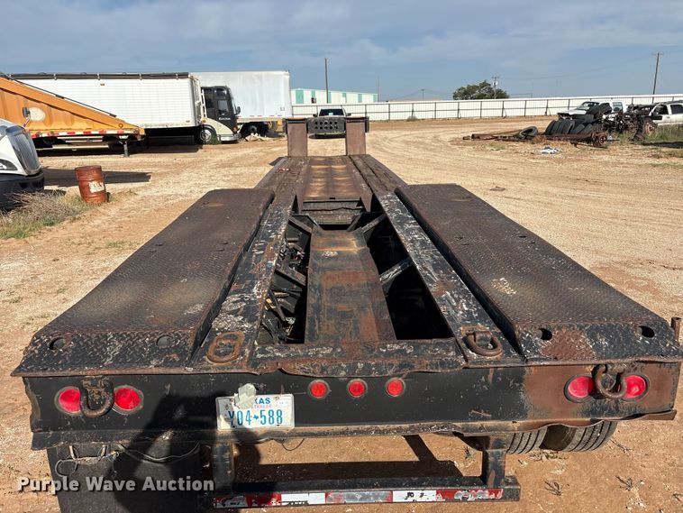image for item FC2471 2000 Fontaine Specialized Inc 503MFD lowboy equipment trailer