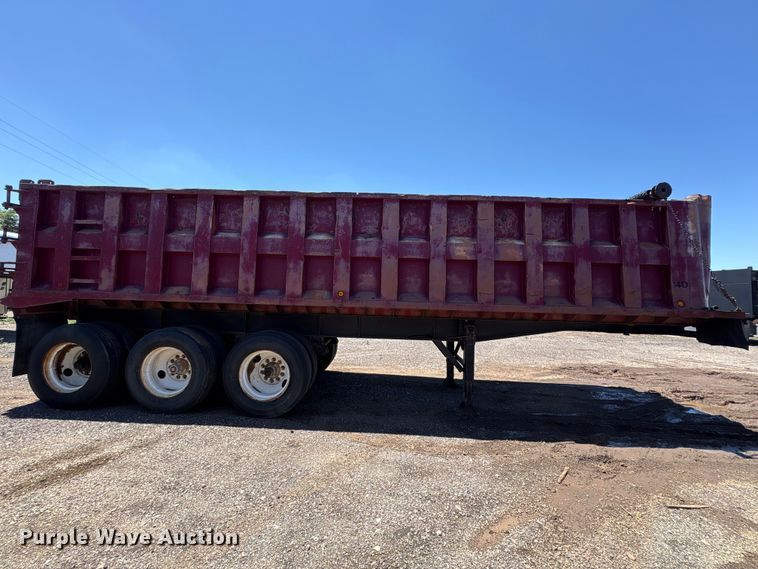 image for item FC2491 1994 Broco DS dump trailer