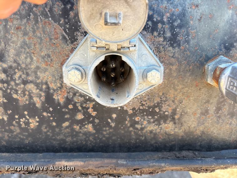 image for item FC2491 1994 Broco DS dump trailer