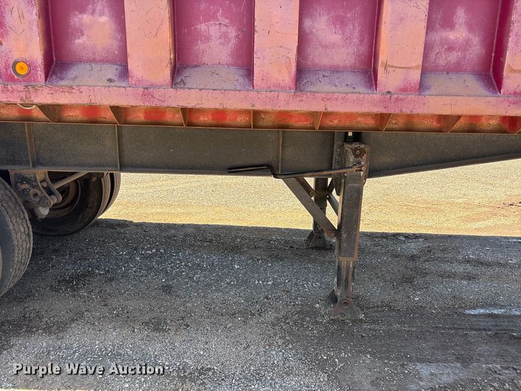 image for item FC2491 1994 Broco DS dump trailer