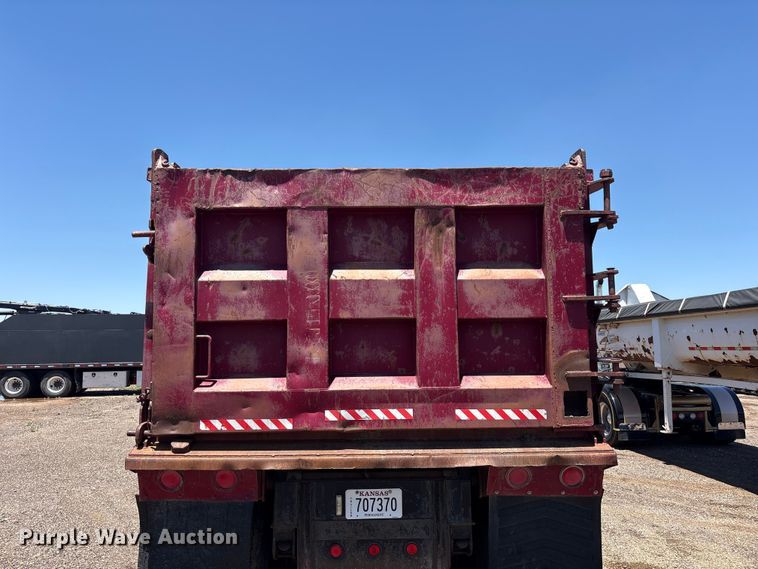 image for item FC2491 1994 Broco DS dump trailer
