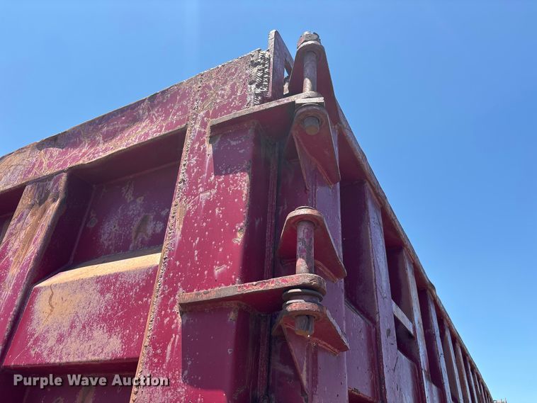 image for item FC2491 1994 Broco DS dump trailer