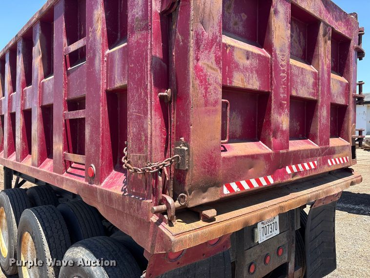 image for item FC2491 1994 Broco DS dump trailer