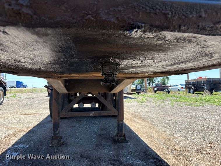 image for item FC2491 1994 Broco DS dump trailer
