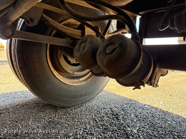 image for item FC2491 1994 Broco DS dump trailer