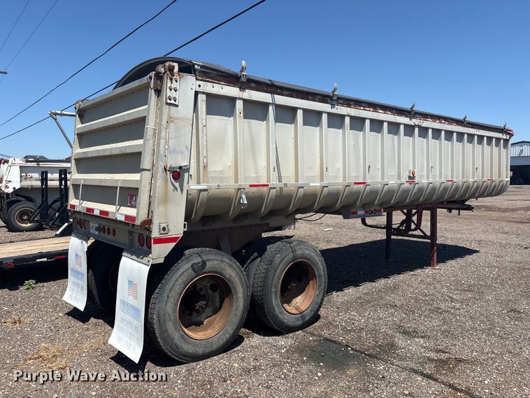 image for item FC2492 Fruehauf dump trailer