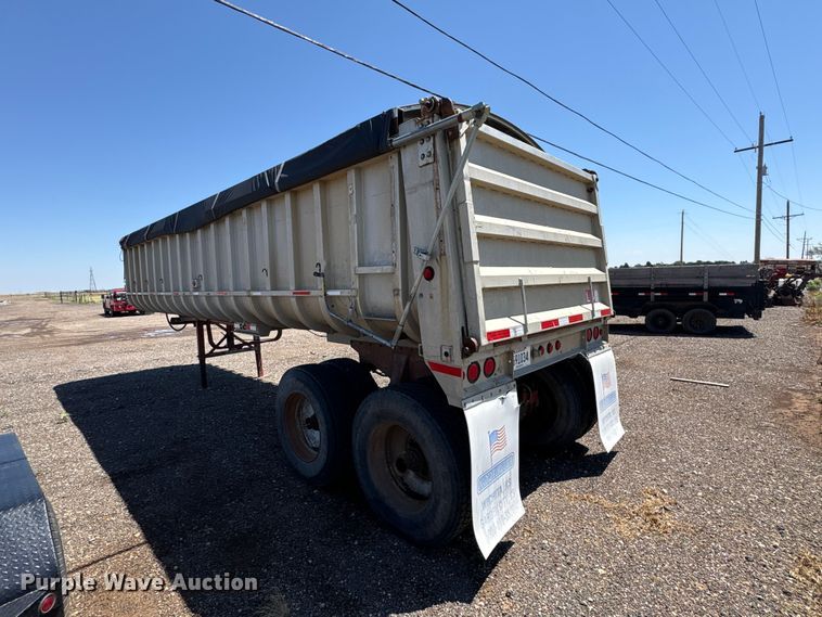 image for item FC2492 Fruehauf dump trailer