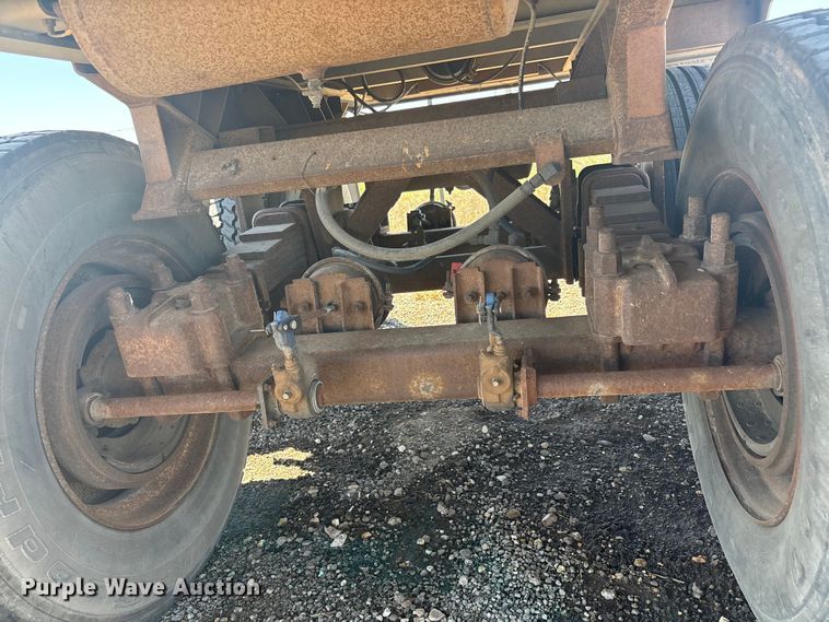 image for item FC2492 Fruehauf dump trailer