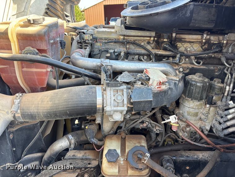 image for item FC2498 2009 Freightliner Cascadia semi truck