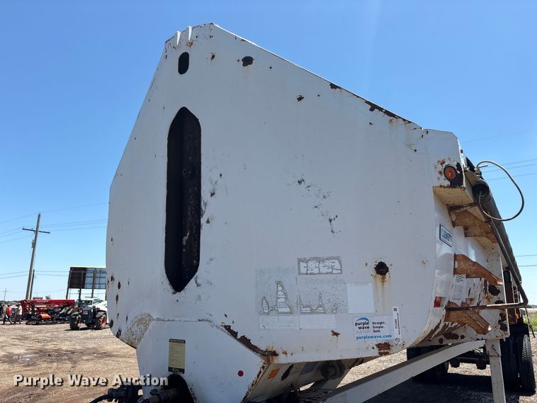 image for item FC2499 2008 Clements Starlite end dump trailer