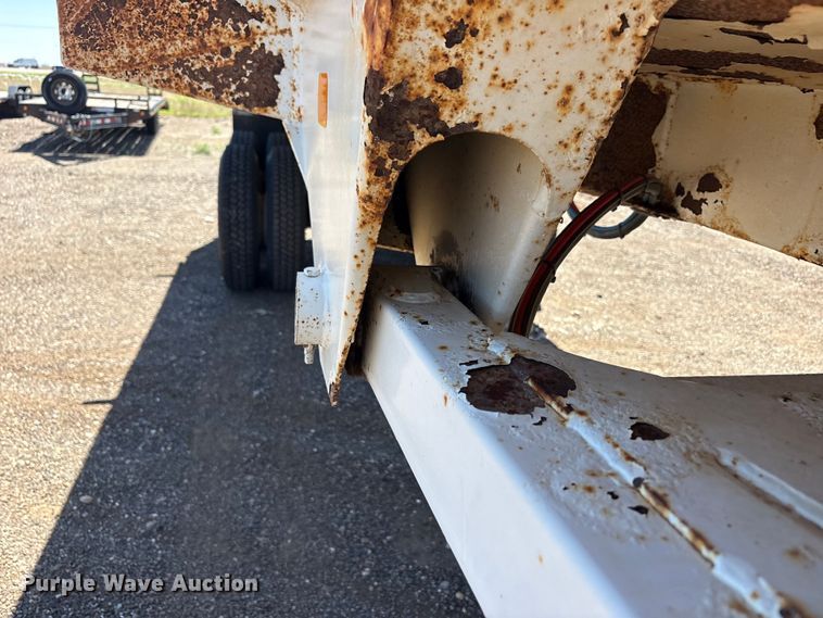 image for item FC2499 2008 Clements Starlite end dump trailer