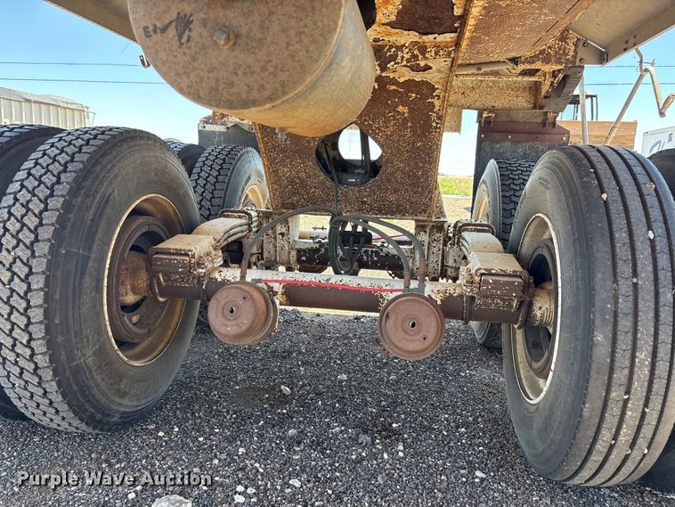 image for item FC2499 2008 Clements Starlite end dump trailer