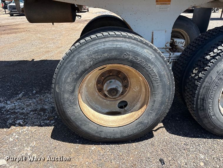 image for item FC2499 2008 Clements Starlite end dump trailer