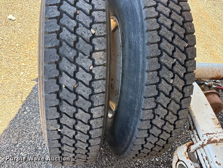 image for item FC2499 2008 Clements Starlite end dump trailer