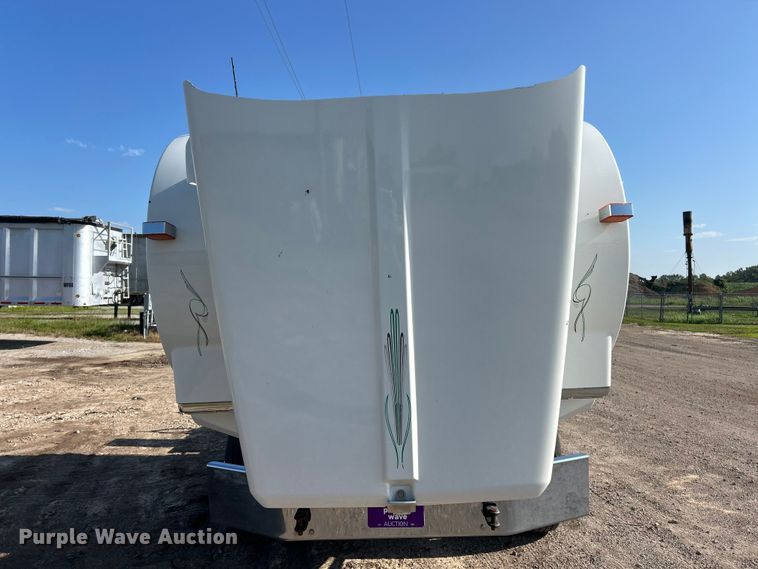 image for item FC2844 2014 Kenworth T800 semi truck