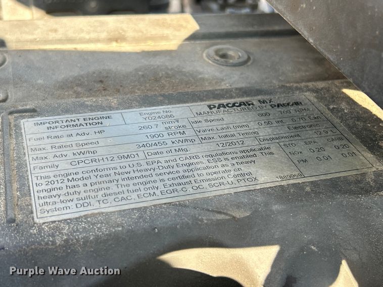 image for item FC2844 2014 Kenworth T800 semi truck