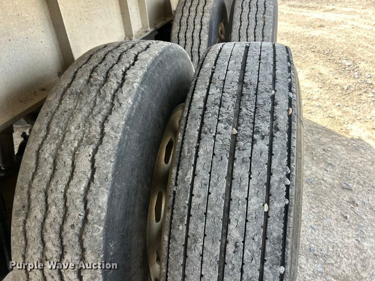 image for item FC5275 1994 Vantage S-96-SS end dump trailer