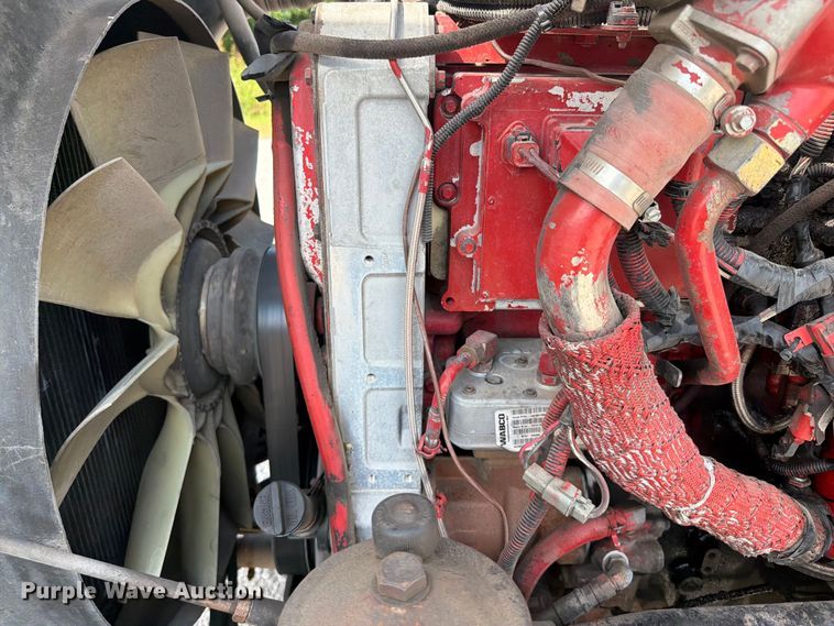 image for item FI0266 2005 Kenworth W900 semi truck