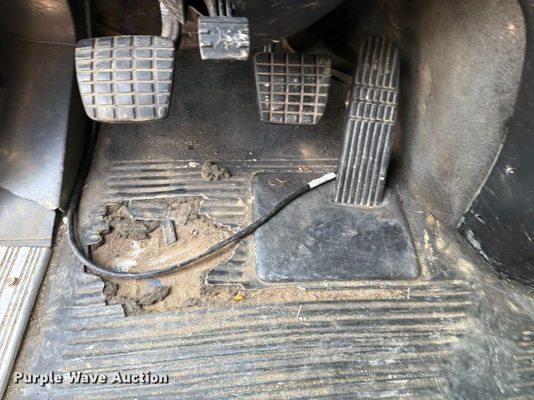image for item FI0267 2007 Freightliner Century Class semi truck