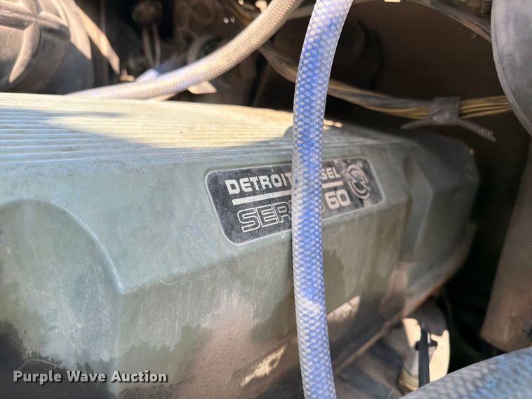 image for item FI0267 2007 Freightliner Century Class semi truck