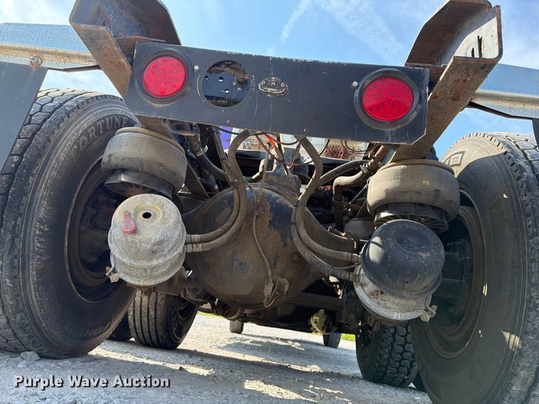 image for item FI0268 1999 Kenworth W900 semi truck