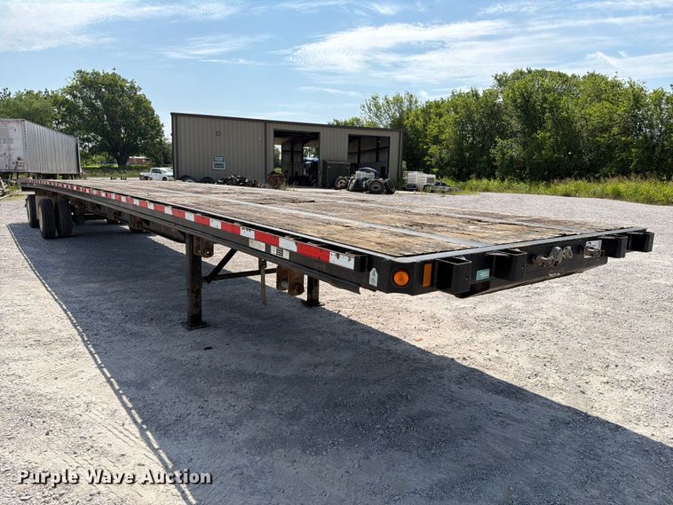 image for item FI0269 2014 Fontaine HCVSF22RSA flatbed trailer
