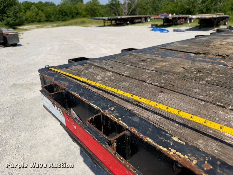image for item FI0269 2014 Fontaine HCVSF22RSA flatbed trailer