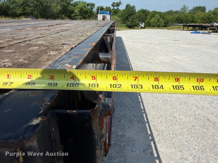 image for item FI0269 2014 Fontaine HCVSF22RSA flatbed trailer