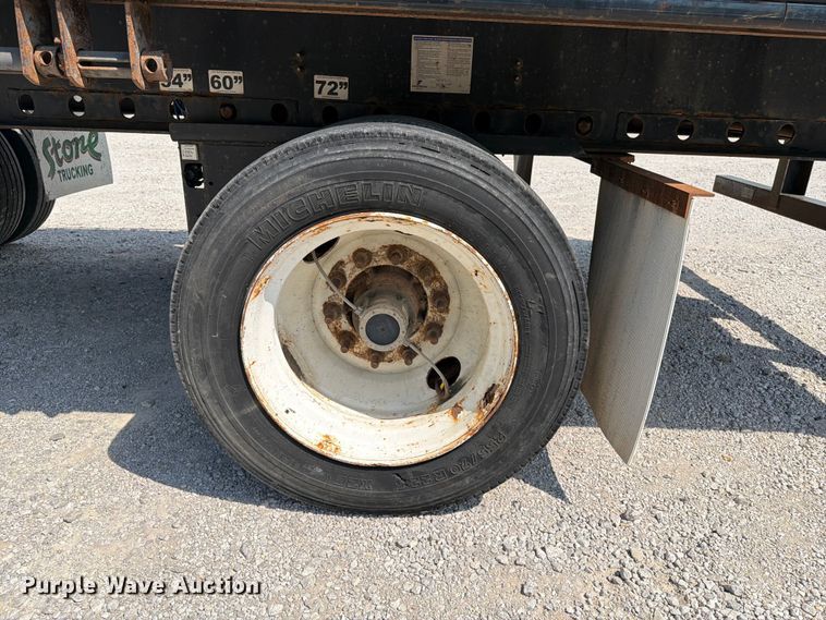 image for item FI0269 2014 Fontaine HCVSF22RSA flatbed trailer
