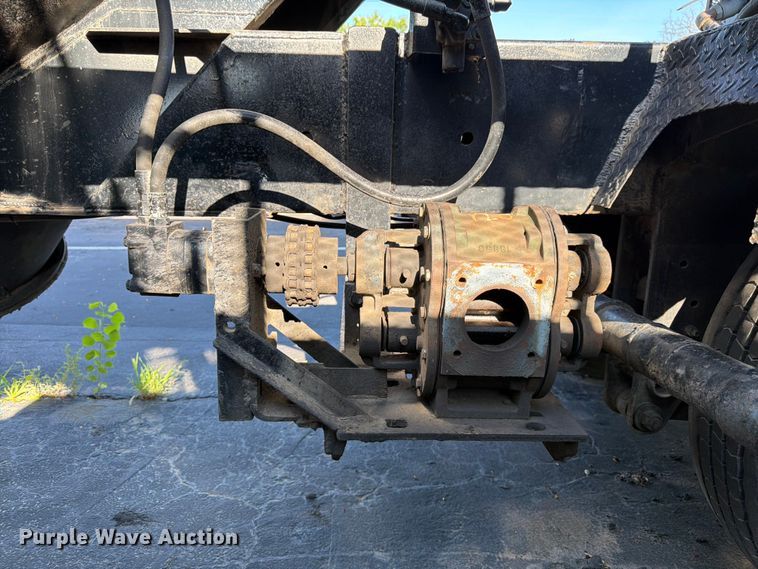 image for item FK3153 1971 Fruehauf pneumatic dry bulk trailer