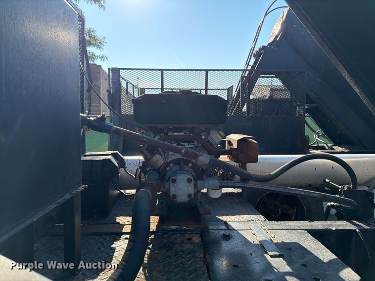 image for item FK3153 1971 Fruehauf pneumatic dry bulk trailer