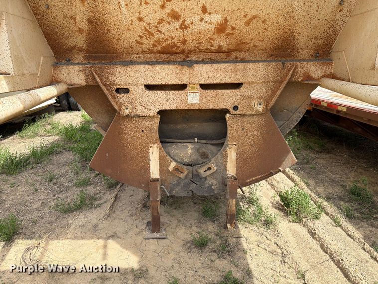 image for item FK4012 1999 Midland MG42CLAM bottom dump trailer