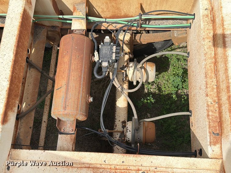 image for item FK4012 1999 Midland MG42CLAM bottom dump trailer
