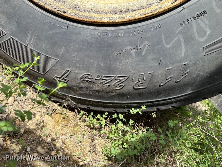 image for item FK4012 1999 Midland MG42CLAM bottom dump trailer